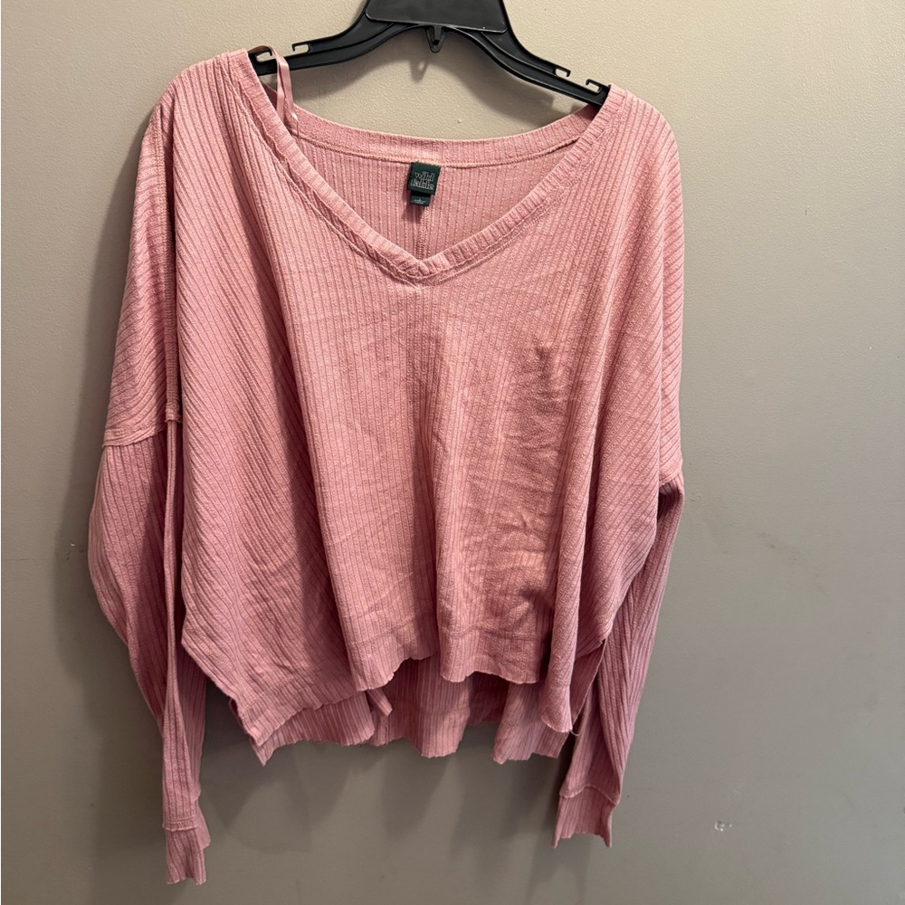 Wild Fable Pink Ribbed V-Neck Sweatshirt